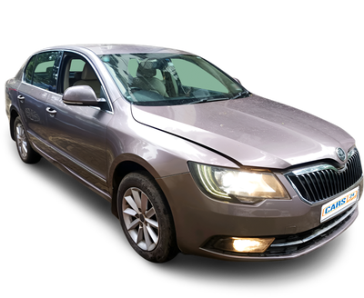 Skoda Superb-img